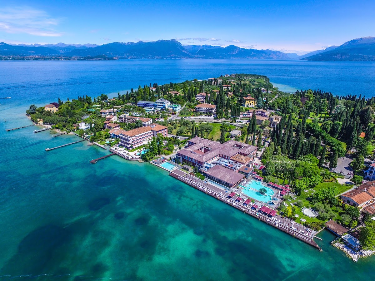 LUXURY SUITE SIRMIONE